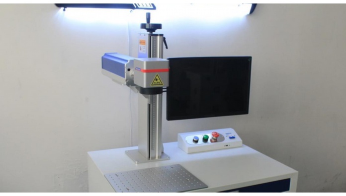 汽車零部件激光打標設備：精準、高效與智能的制造利器