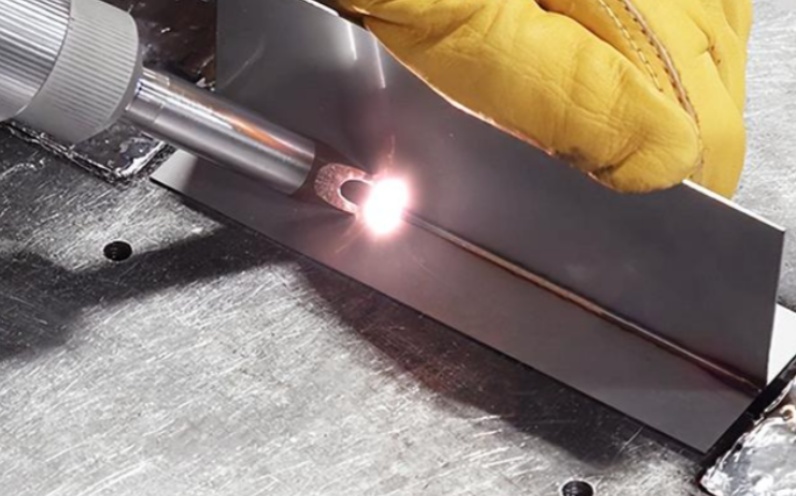 激光焊接工藝數(shù)據(jù)庫：提升焊接質(zhì)量與效率的關(guān)鍵工具