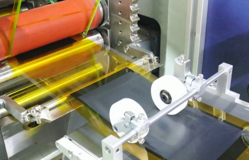 激光模切機切割邊緣焦黑原因與處理方法