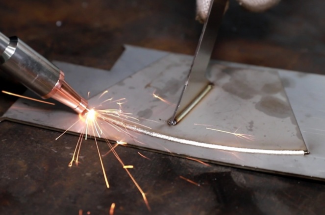 光纖激光焊接機在新能源行業的增長機會