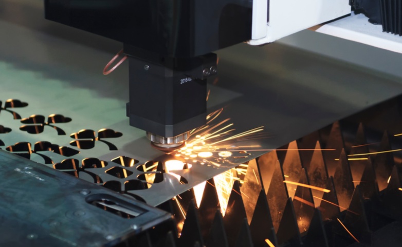 電子制造專用的激光設備對比：哪款最省人工