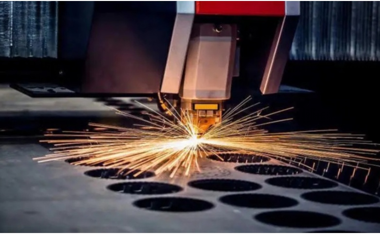 鋁基板激光切割機vs激光膜切機：PCB與柔性電路混線產(chǎn)線選擇指南