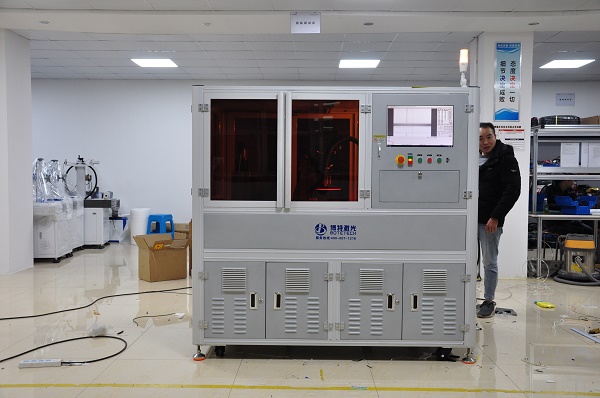 電路板打標(biāo)機(jī)直銷多少錢？如何選擇合適的電路板打標(biāo)機(jī)？