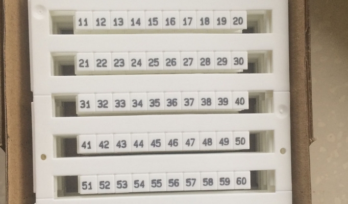 端子標記條用什么設(shè)備制作